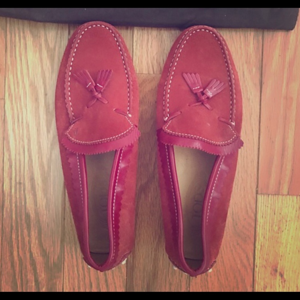 Tod’s red worn 4 times sz 10 Authentic